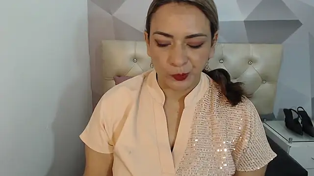 Milf-Prettyboobs online show from 17, 2, 2026