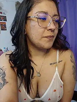 Snapshot of DaniPoison chatting on 22, 5, 2026 DaniPoison online show from 22, 5, 2026