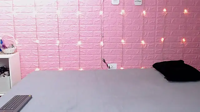 wet valery online show from 9, 3, 2026