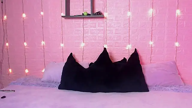 wet valery online show from 25, 2, 2026