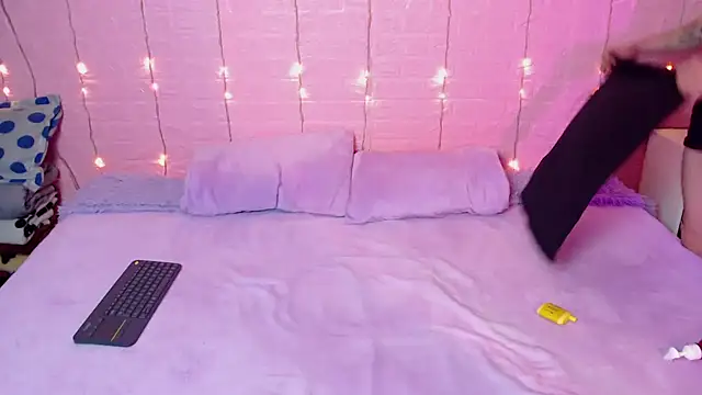 wet valery online show from 18, 2, 2026