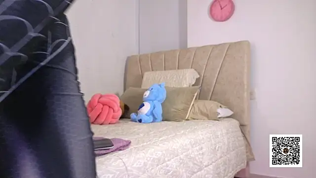 sweetlittlevenus online show from 25, 9, 2025