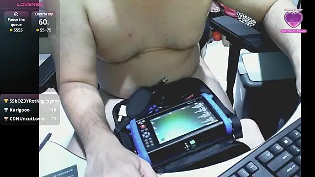 Snapshot of chi_38 chatting on 21, 3, 2025 chi 38 online show from 21, 3, 2025