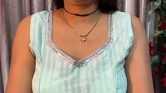 Eeraa  online show from 5, 4, 2026