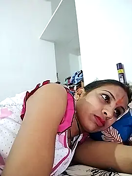 Hotty-Nidhi online show from 11, 3, 2025