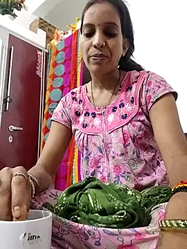 Hotty-Nidhi online show from 10, 11, 2025