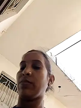 Hotty-Nidhi online show from 16, 12, 2025