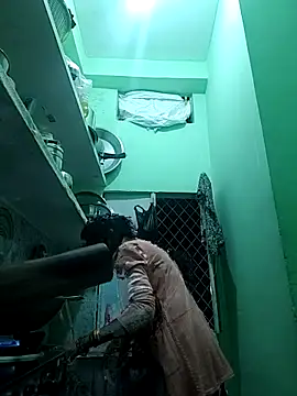 Hotty-Nidhi online show from 15, 12, 2025