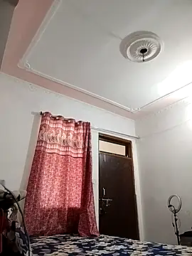 Hotty-Nidhi online show from 20, 3, 2025