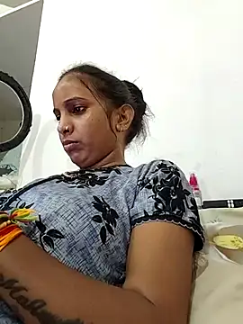 Hotty-Nidhi online show from 9, 10, 2025