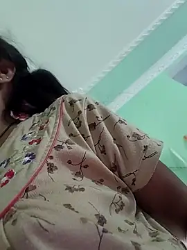 Hotty-Nidhi online show from 22, 11, 2025