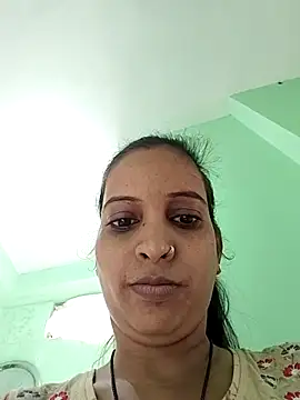 Hotty-Nidhi online show from 15, 11, 2025