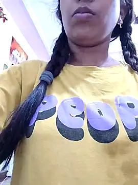 Hotty-Nidhi online show from 25, 6, 2026