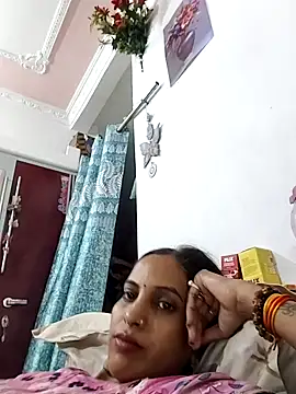 Hotty-Nidhi online show from 23, 6, 2026