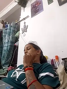 Hotty-Nidhi online show from 15, 6, 2026