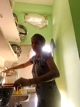 Hotty-Nidhi online show from 6, 4, 2026