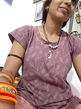 Hotty-Nidhi online show from 20, 3, 2026