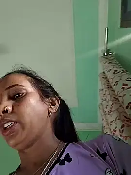 Hotty-Nidhi online show from 17, 5, 2026