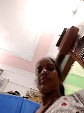 Hotty-Nidhi online show from 26, 3, 2026