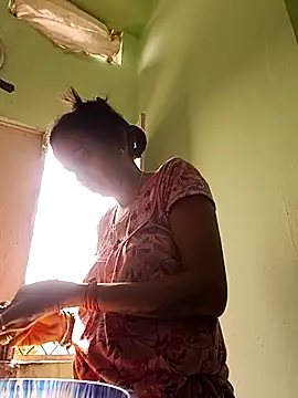 Hotty-Nidhi online show from 12, 2, 2026