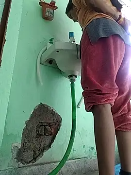 Hotty-Nidhi online show from 3, 2, 2026