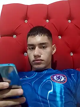 Zeusomauricio online show from 5, 10, 2025