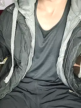 Snapshot of HARSHHU01 chatting on 27, 11, 2025 HARSHHU01 online show from 27, 11, 2025