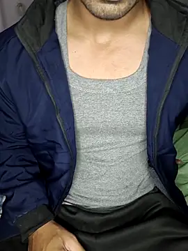 Snapshot of HARSHHU01 chatting on 14, 11, 2025 HARSHHU01 online show from 14, 11, 2025