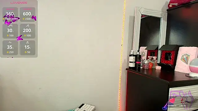 charlotte walker1 online show from 2, 12, 2025