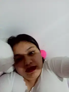 AnaHobson online show from 3, 12, 2025