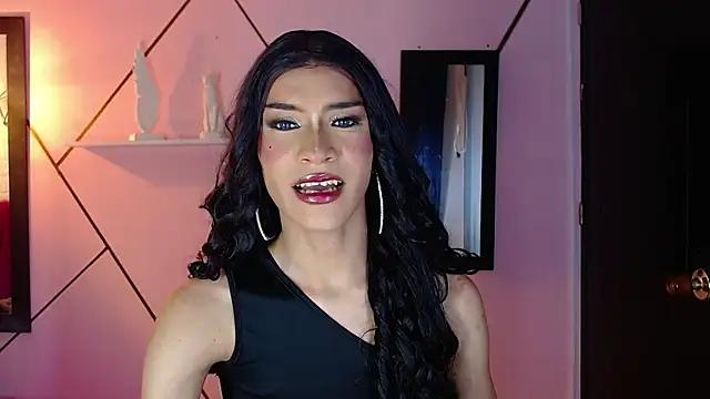 agatha rodriguez online show from 15, 10, 2025