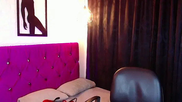 agatha rodriguez online show from 18, 4, 2026