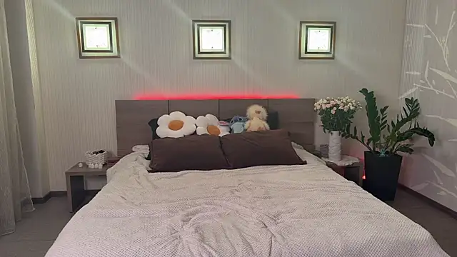 roselyn rose online show from 26, 10, 2025