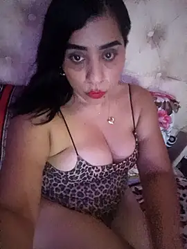 Snapshot of L_ucero chatting on 15, 3, 2025 L ucero online show from 15, 3, 2025