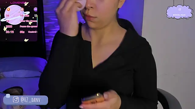 Melody Black  online show from 7, 11, 2025