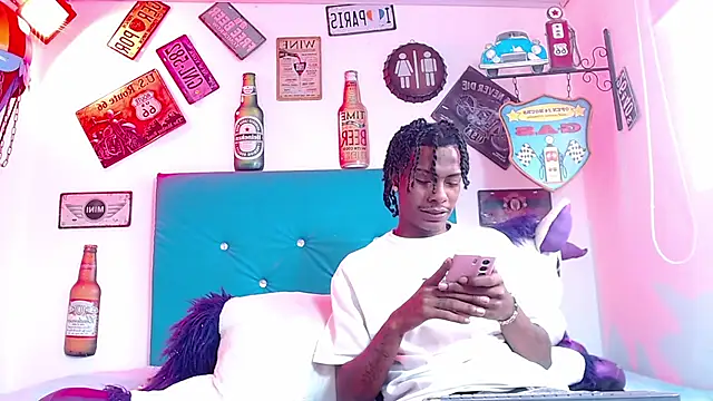 lili roussi online show from 31, 10, 2025