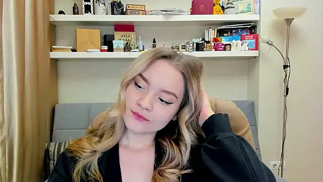 Kara Smith  online show from 22, 1, 2025