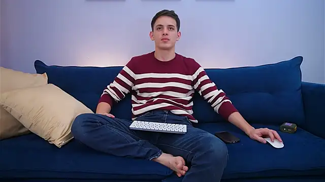 mask guy online show from 20, 3, 2025