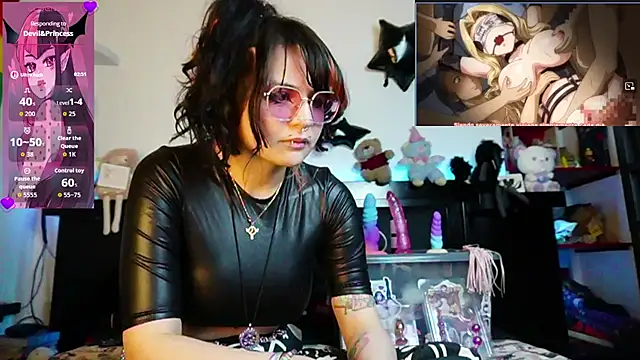Snapshot of Devil_And_Princess chatting on 25, 6, 2026 Devil And Princess online show from 25, 6, 2026