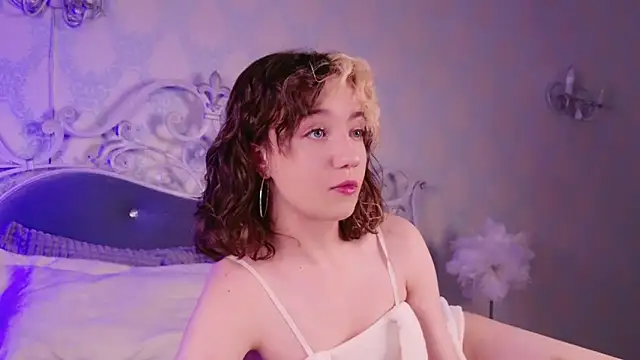 Gia Riccardo online show from 26, 11, 2025