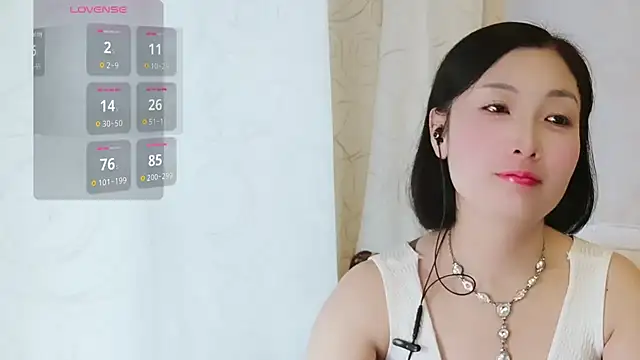 Rachel-6600 online show from 2, 10, 2025