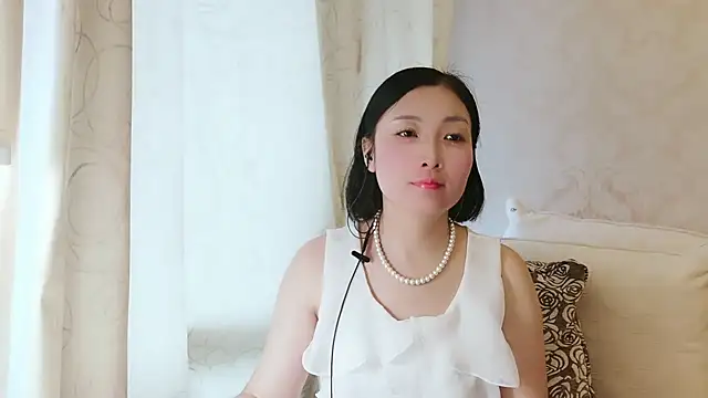 Rachel-6600 online show from 5, 10, 2025