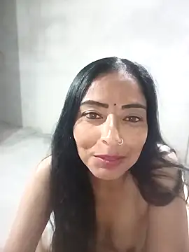 Shakira-Devi online show from 18, 3, 2025