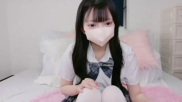 Snapshot of Mirai_oO16 chatting on 13, 10, 2025 Mirai oO16 online show from 13, 10, 2025