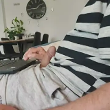 Snapshot of Scharalar chatting on 15, 5, 2026 Scharalar online show from 15, 5, 2026