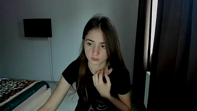 LilyHaart online show from 7, 11, 2025