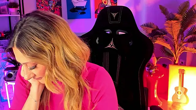 SarahAlluring online show from 7, 2, 2026