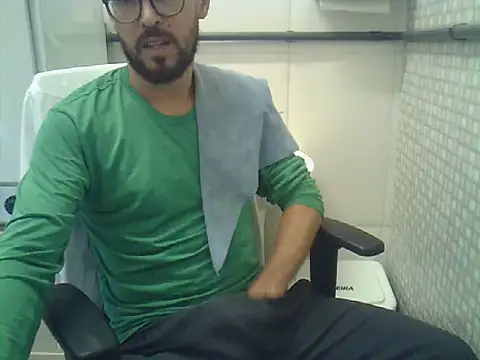 Snapshot of pdasgyn chatting on 10, 7, 2026 pdasgyn online show from 10, 7, 2026