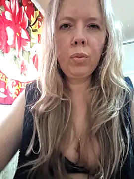 Irina3718 online show from 10, 4, 2026