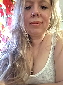 Snapshot of Irina3718 chatting on 28, 4, 2026 Irina3718 online show from 28, 4, 2026